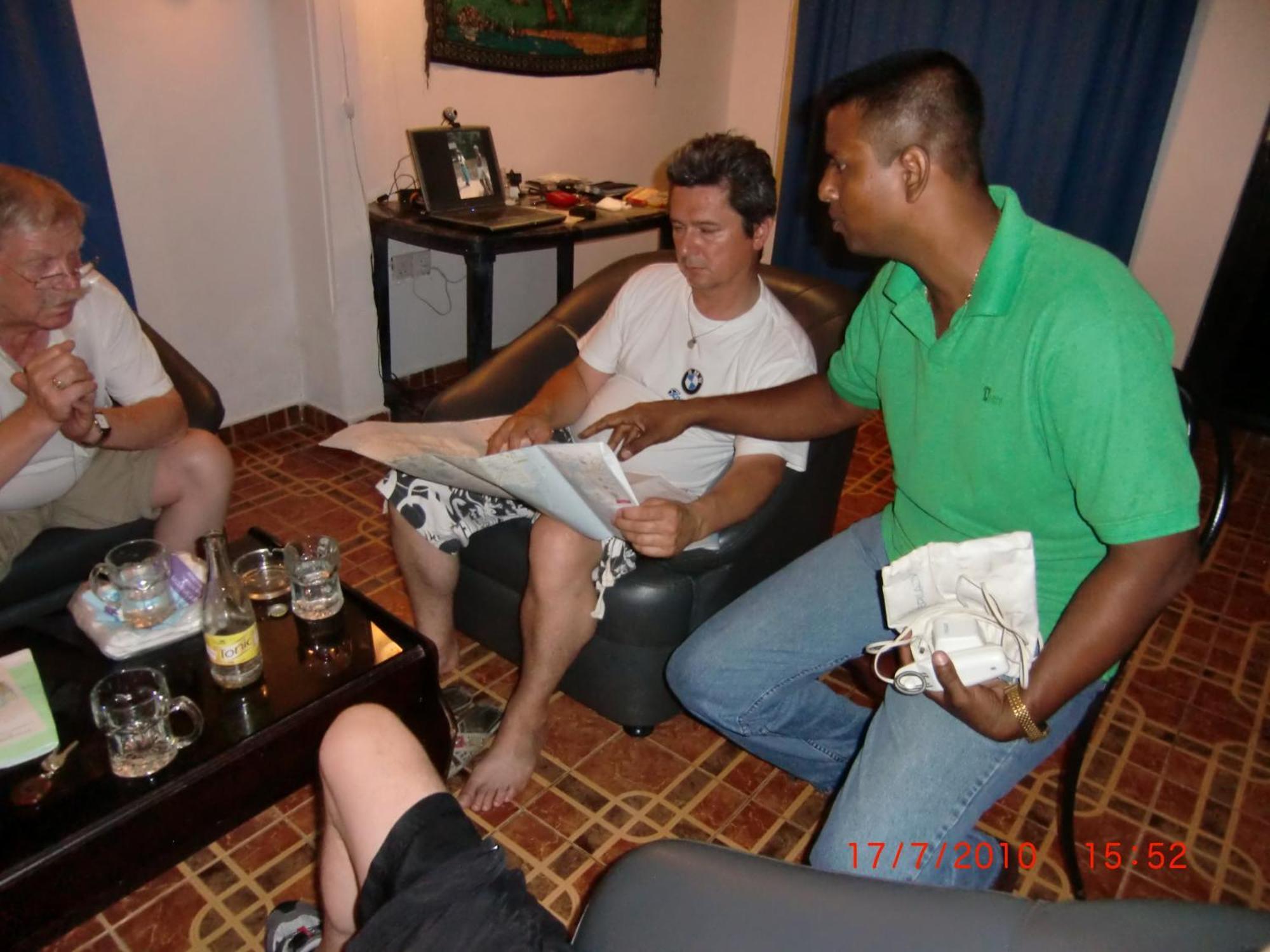 Shanith Guesthouse Negombo Extérieur photo