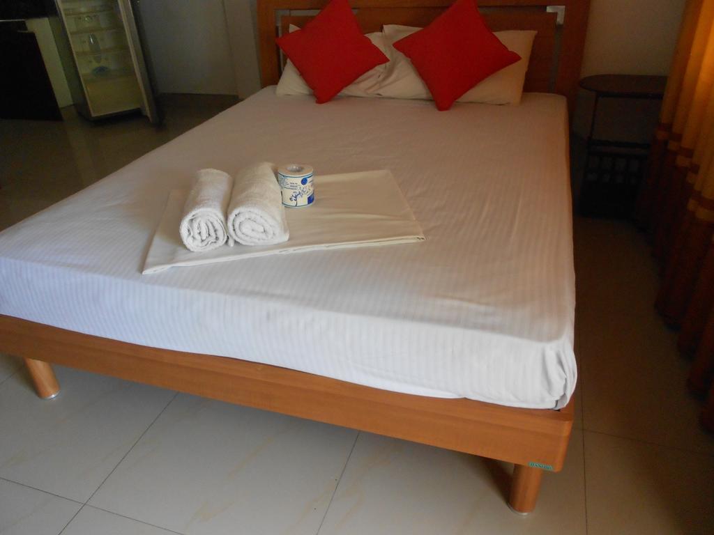 Shanith Guesthouse Negombo Chambre photo
